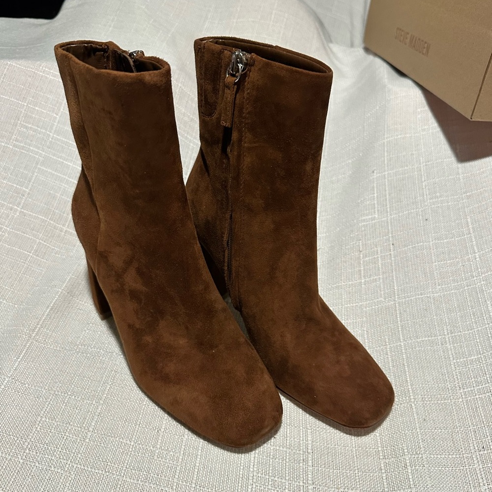 Steve Madden Suede Boots - New